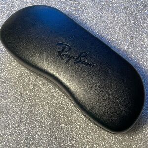 Ray-Ban Sunglasses Hard Shell Case Black